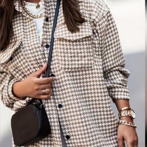 Brand New Khaki & White Houndstooth Women's Shacket